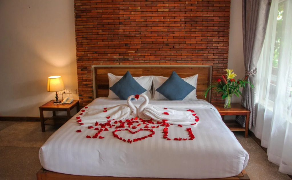 Rain Sey Angkor Art and Home