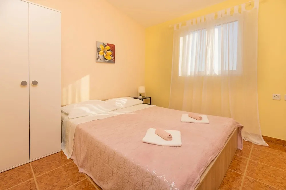 Apartments Jerko