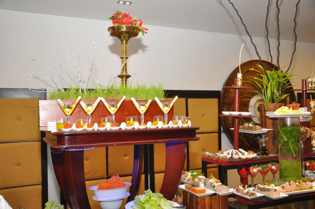 Earls Regent Hotel