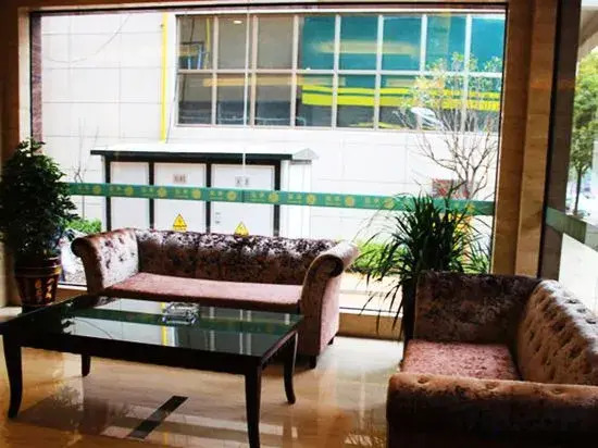 Changde Huating Chain Hotel