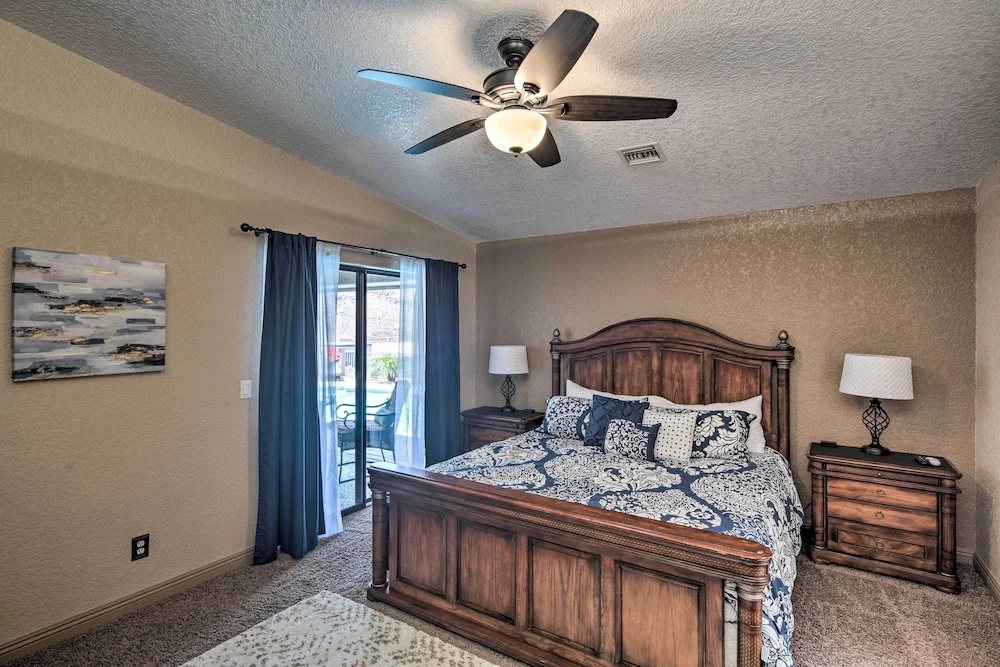 Heated Pool, Spa & Mtn Views: Lake Havasu Home!