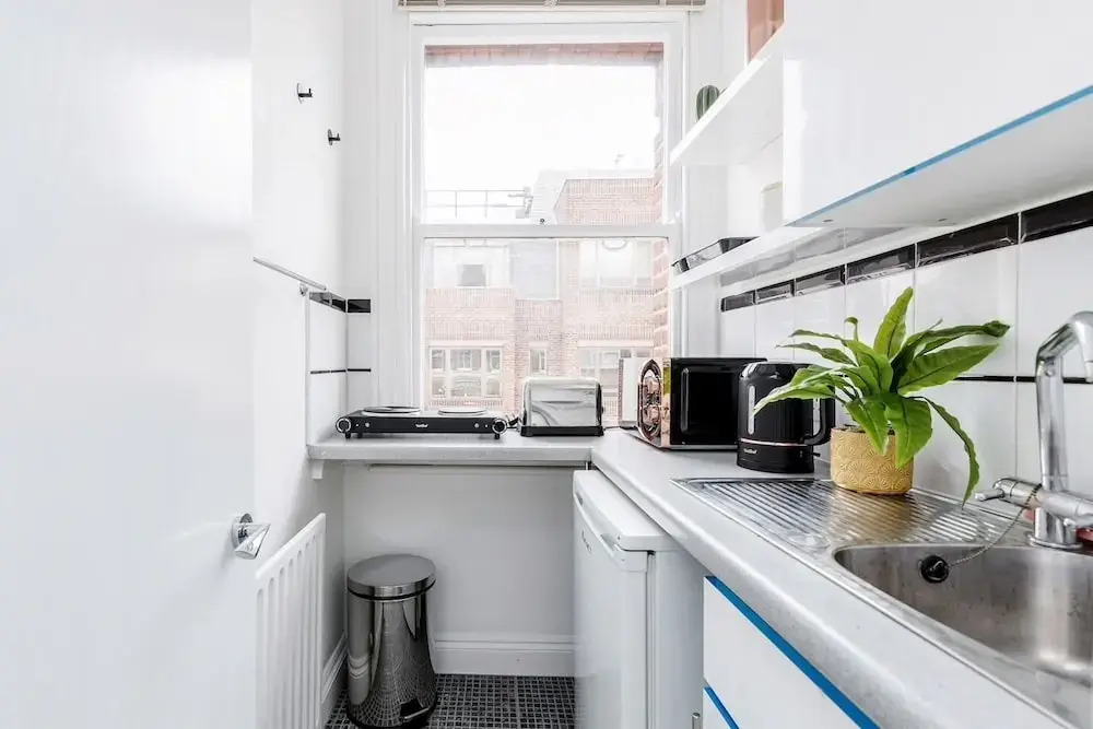 Dashing Duplex Bond Apartment WOOD