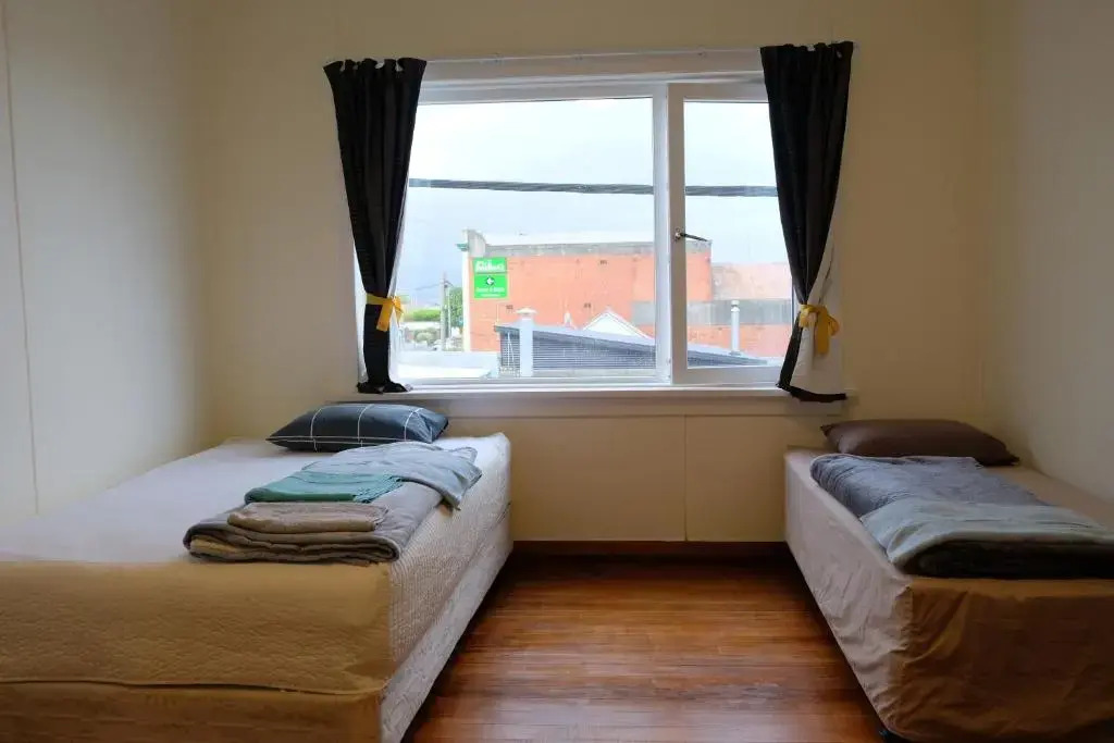 3 spacious bedrooms