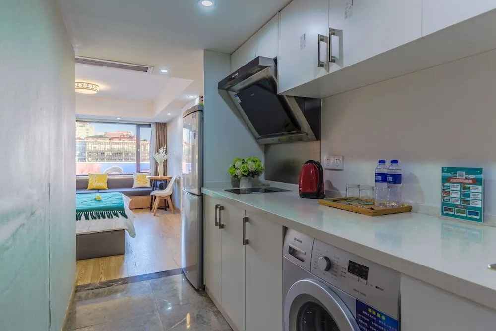 Candice Hotel Apartment