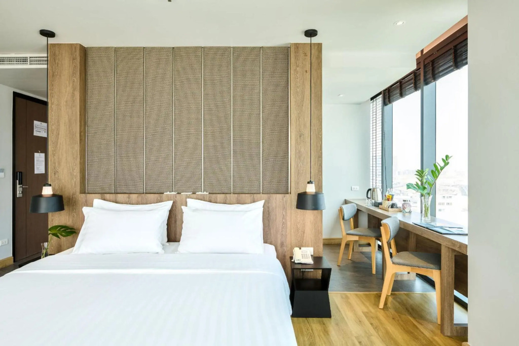 Amora NeoLuxe Suites Hotel