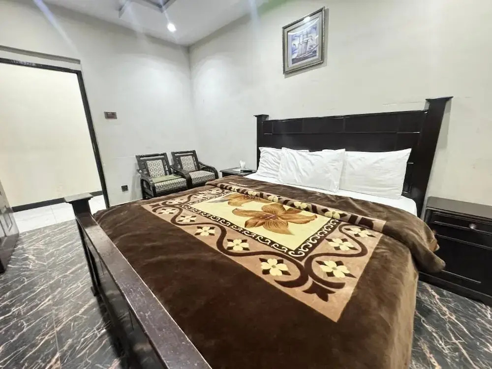 Millat Hotel G9-4