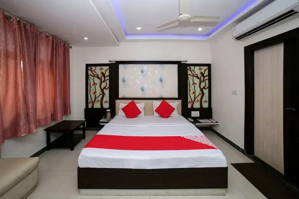Siddharth Guest House By OYO Rooms
