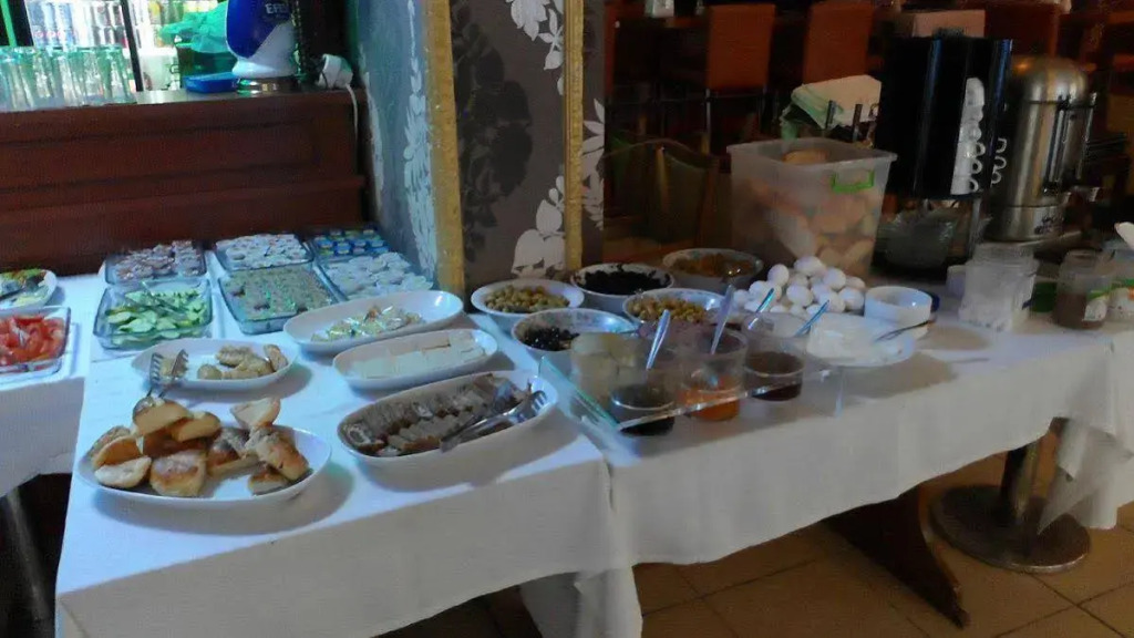 Emin Hotel