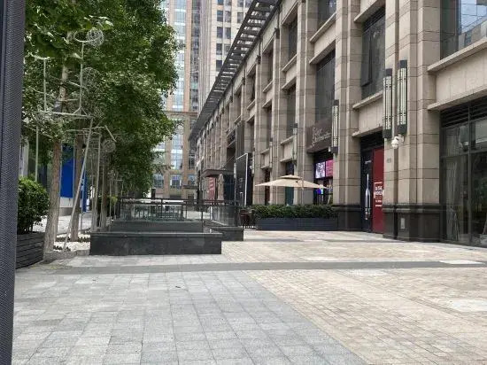 World City No.6 Apartment (Beijing World Trade Tianjie Shop)