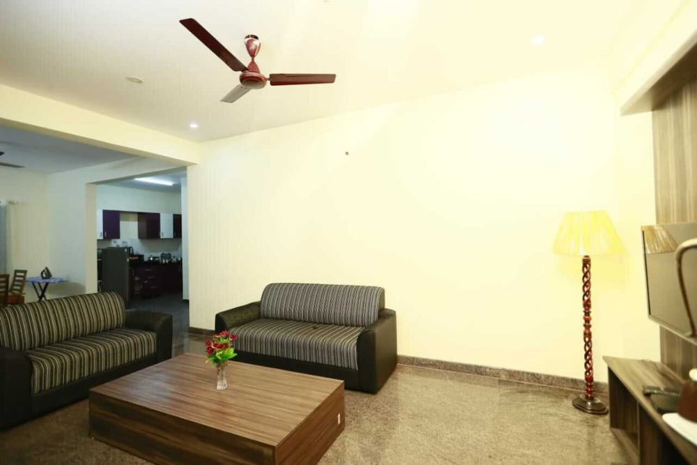 Tranquil Orchid Serviced Apartments