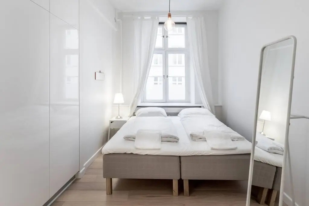 ★ 170SQM Apt. 50M to Main Street, Metro & canals ★
