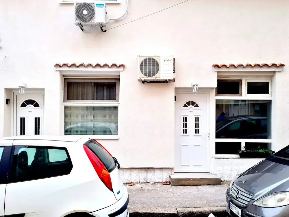 Angelina Apartment 02