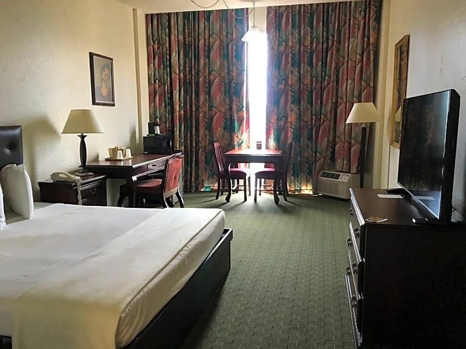 Bayfront Inn Corpus Christi