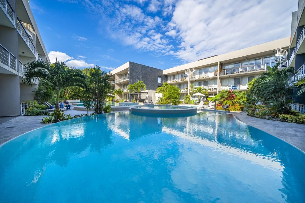 Bamoa - Luxury condo at Playacar Fase II