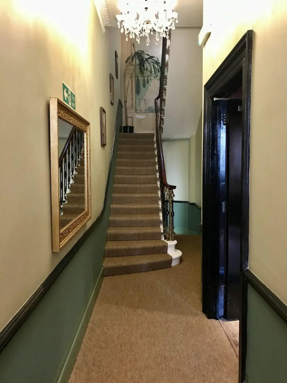 Rhodes Hotel
