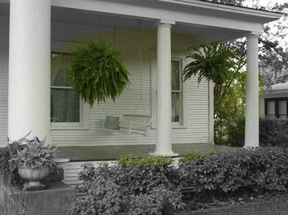Thee Hubbell House