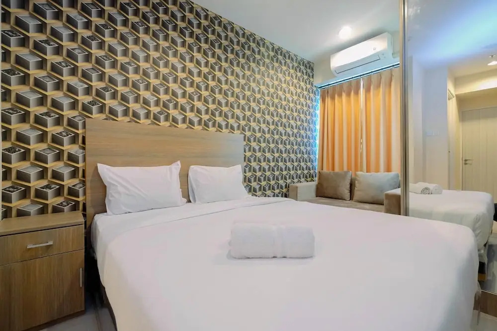 Emerald North Tower Studio Apartment Grand Kamala Lagoon By Travelio