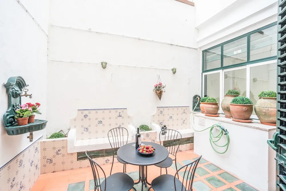 Portas With Patio