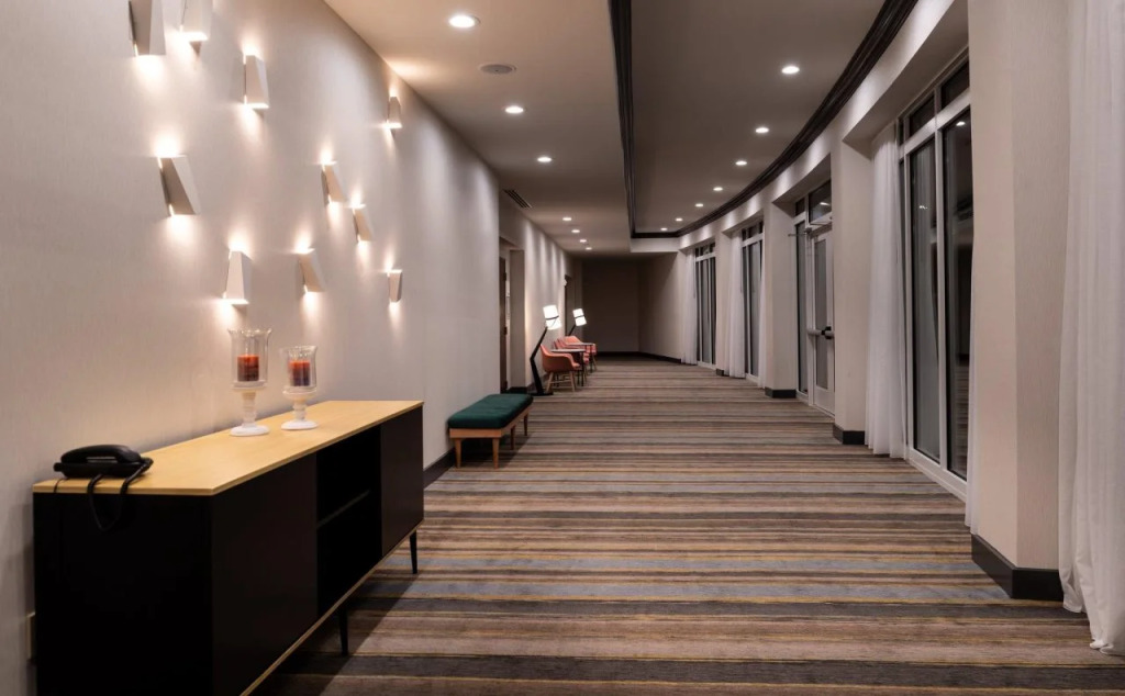 Holiday Inn & Suites Orlando - I-Drive - Theme Parks by IHG