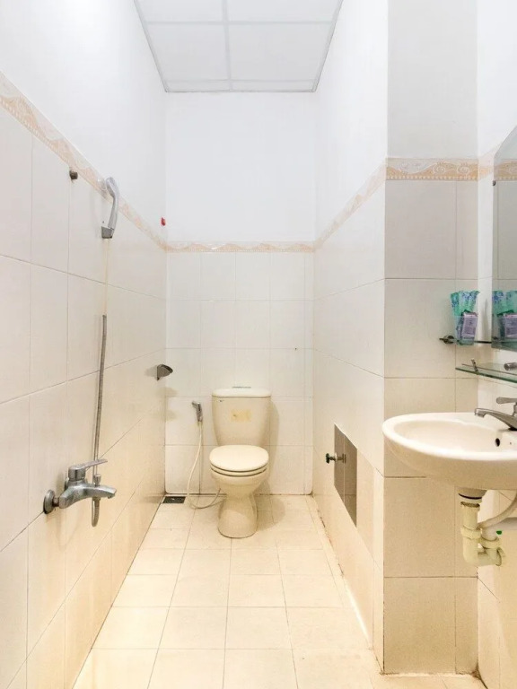 Spot on 848 Huong Hotel