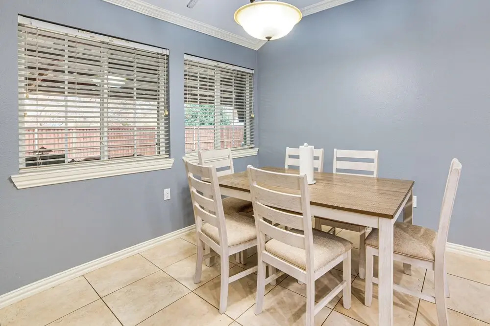 Dallas Area Home w/ Hot Tub, Families Welcome!