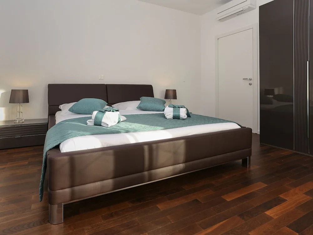 Plush Villa in Trogir With Sauna & Whirlpool