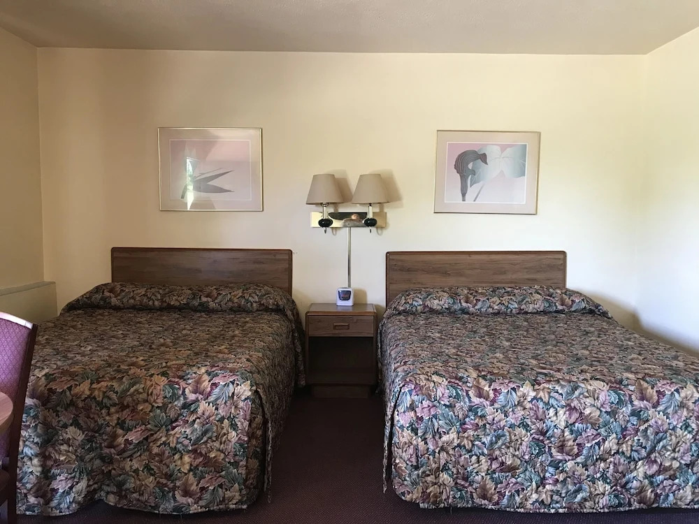 Allenwood Motel