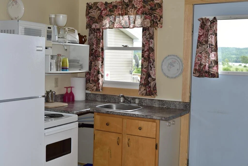 Crown Cove Cottages