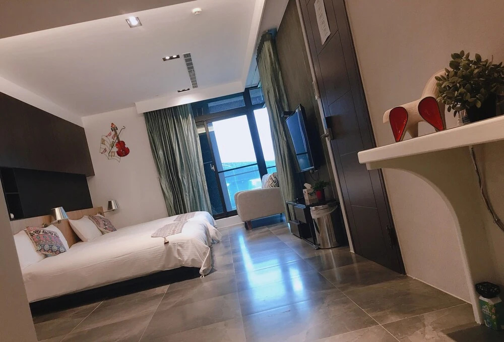 岑居cenju B&B