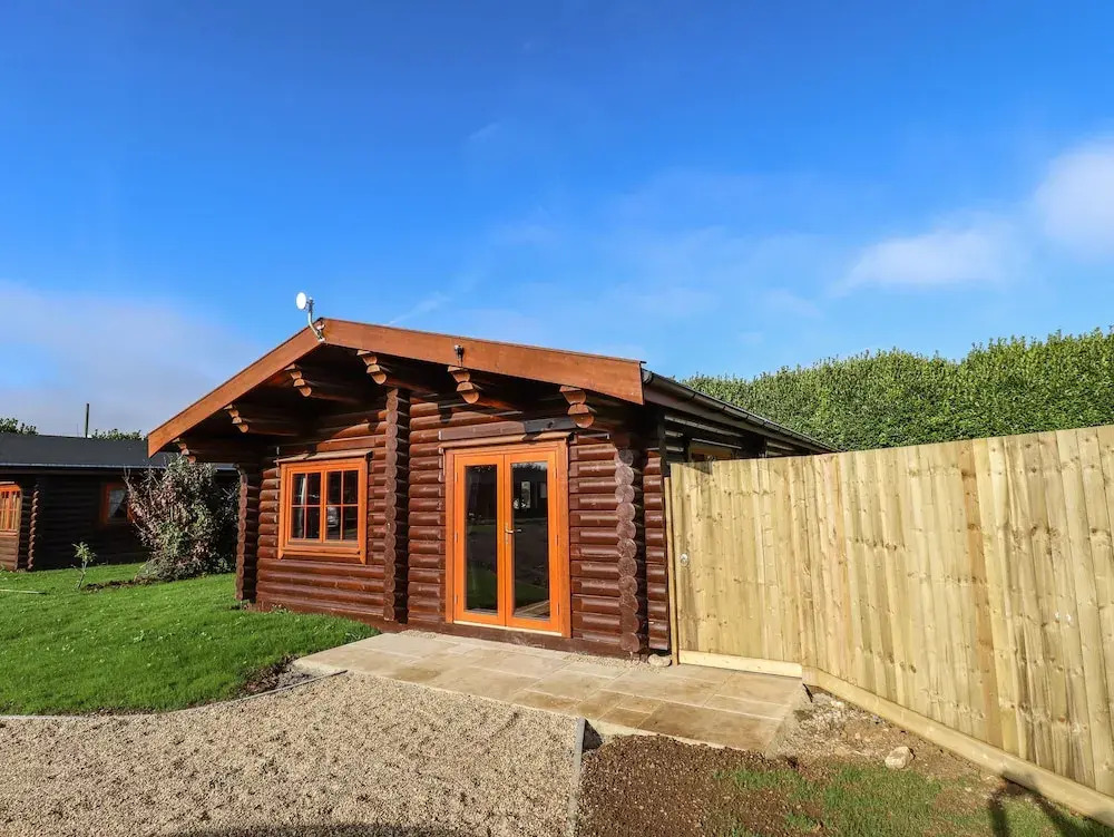 Oak Lodge