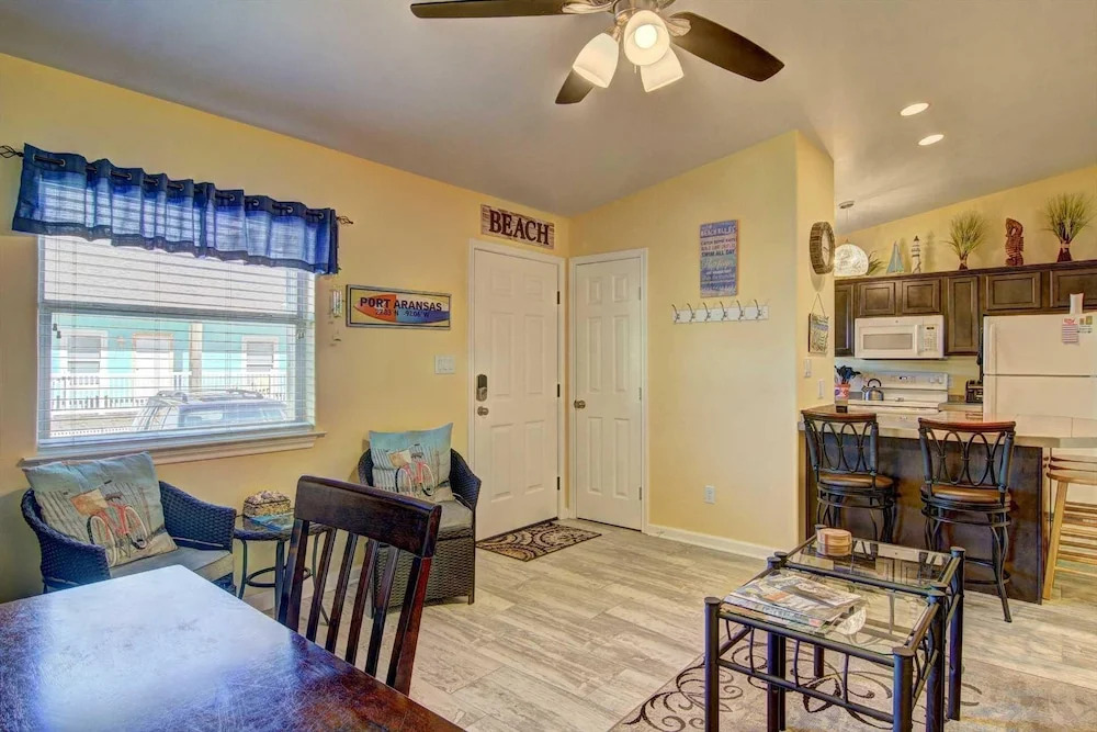 Little Cayman (Costa Del Ray #4) - 2 Br Condo