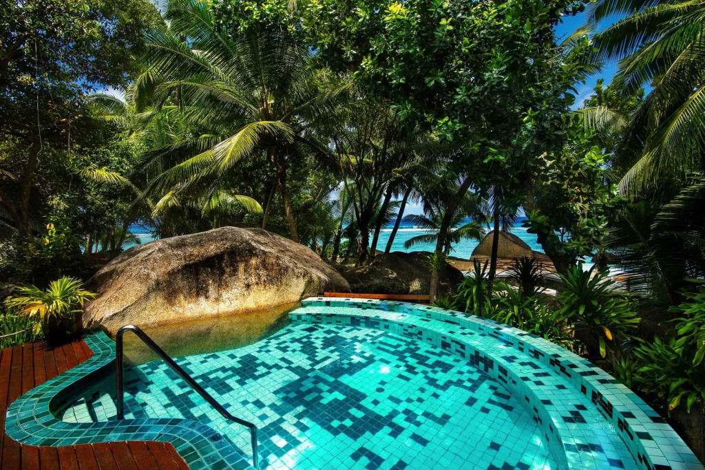 Niva Labriz Seychelles