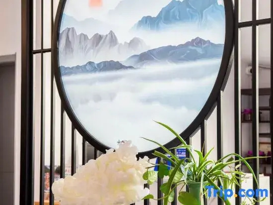 Tonglu Yuxi Mountain Homestay