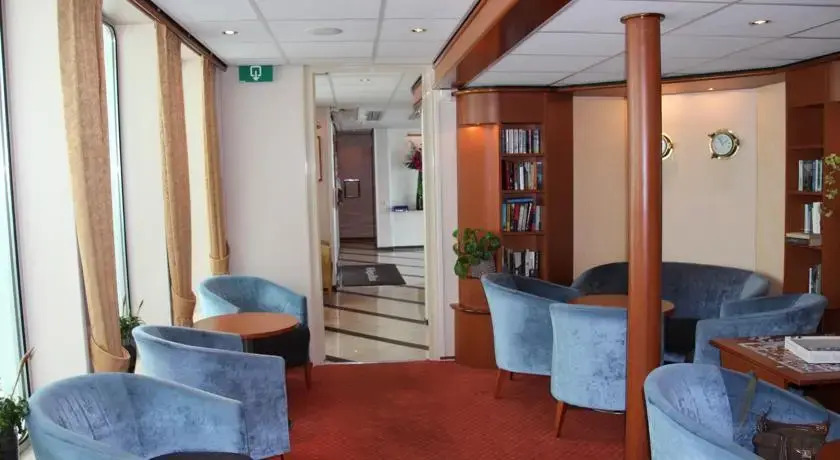 Fairtours Hotelschiff Regina Rheni Cologne