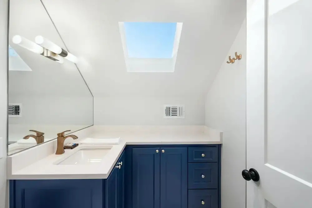 Gated 5 Bedroom Walkable to East Austin