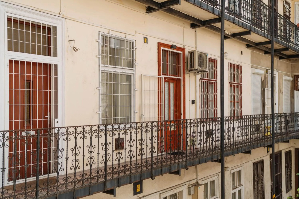 Smart Newly Refurbished Studio Flat in Prime Central Budapest