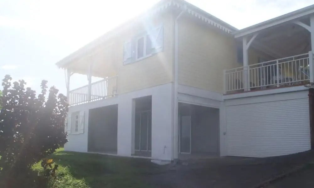 Apartment With one Bedroom in La Trinité, With Wonderful sea View, Furnished Terrace and Wifi - 1 km From the Beach