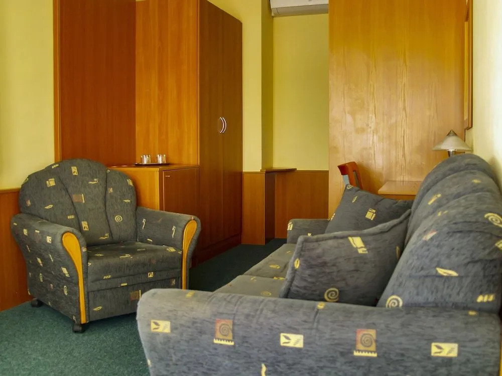 Világos Hotel Balatonvilágos