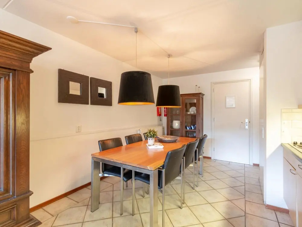 Holiday Apartment Opposite the Beach