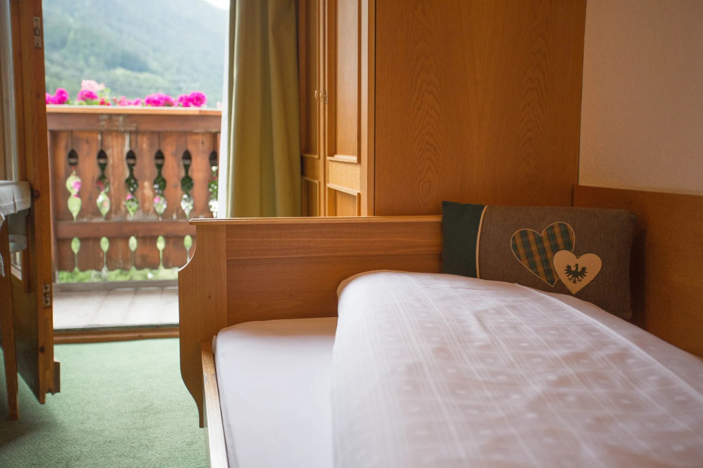 Pension der Steinbock - das 300 Jahre alte Bauernhaus - TIROL