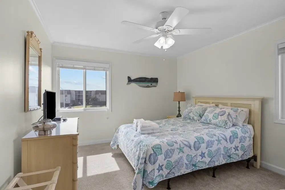 Summer School 2 Bedroom Condo by RedAwning