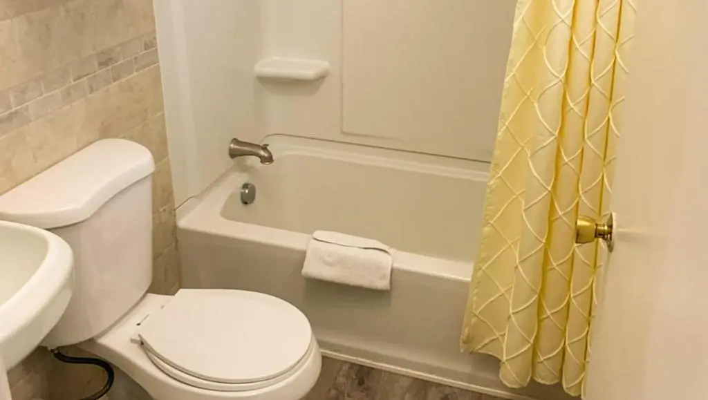 Hampton Motor Inn