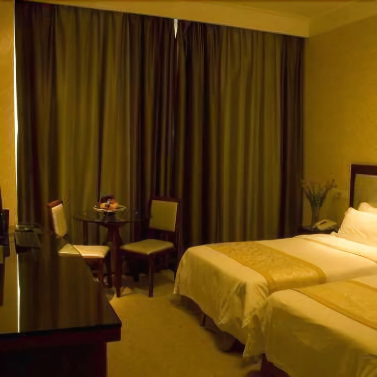 Hawaii Grand Hotel