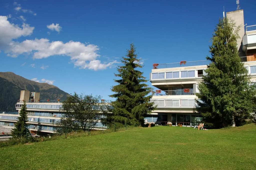 TH 1400 Hotel