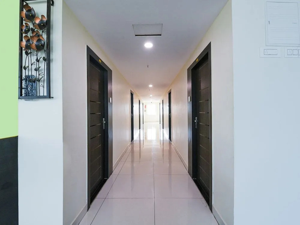 Oyo 26723 Rb Residency