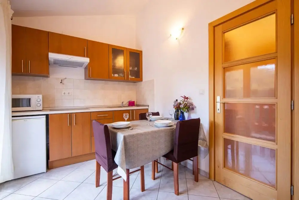 Apartments Den
