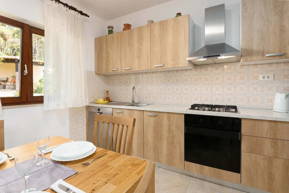 House Max