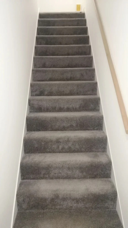 1 Bed Apartment Sleeps 2 - Parking & Wifi