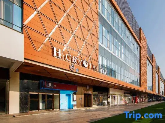 H CRYSTAL 4/2000  Hotel