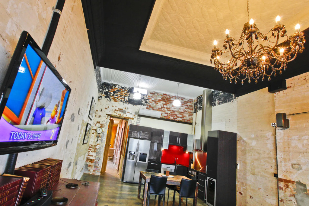 Indulge Apartments - Eighth